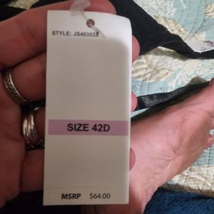 Jessica Simpson bras